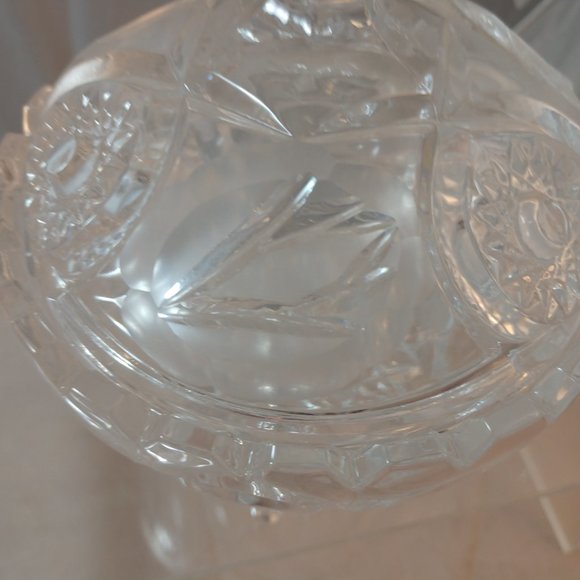 Crystal Footed Candy Dish with Lid - Picture 3 of 9